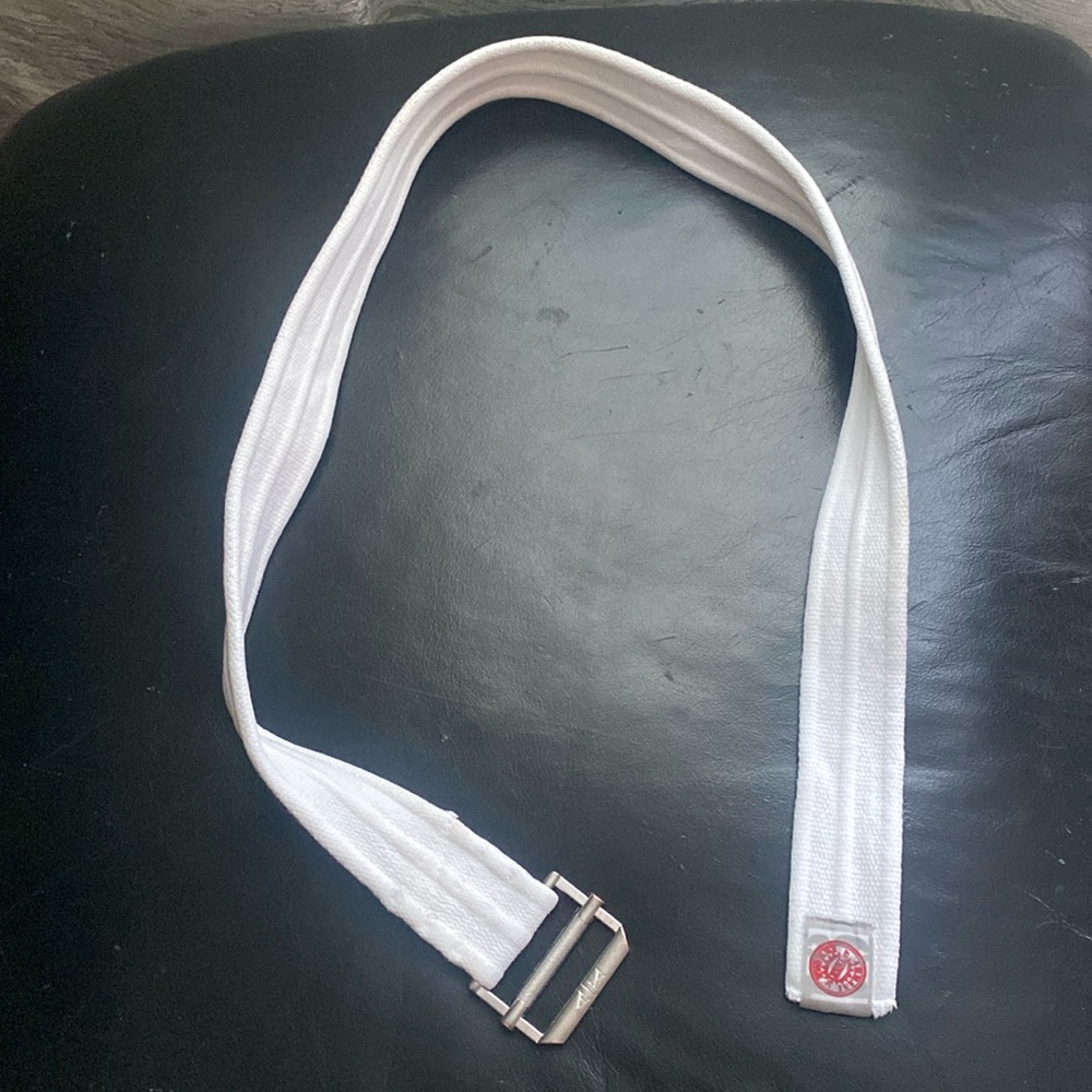 Armani Exchange white belt 40 in